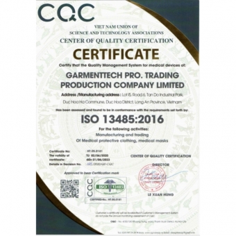 Khẩu trang kháng khuẩn 4 lớp cao cấp Gramenttech Pro.